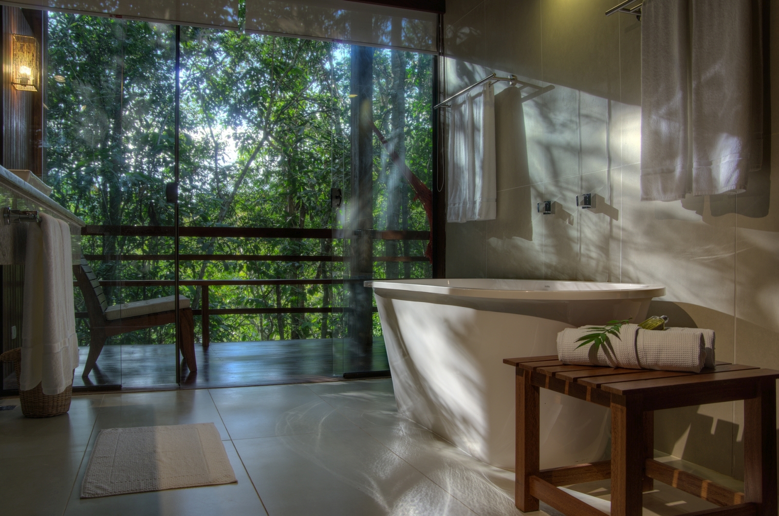 Bathroom at Anavilhanas Lodge in Brazil