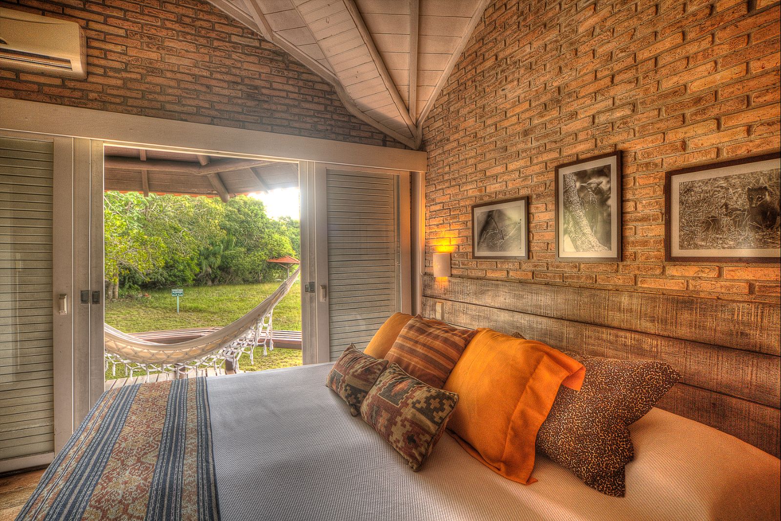 Cosy Suite at Caiman Ecological Refuge with outside hammock, Manaus Brazil