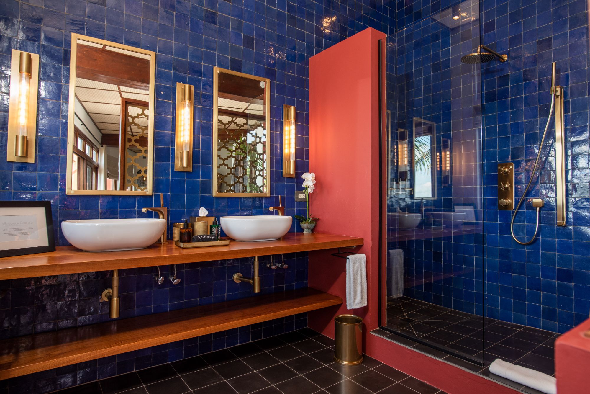 Bathroom with shower at Baraka Point