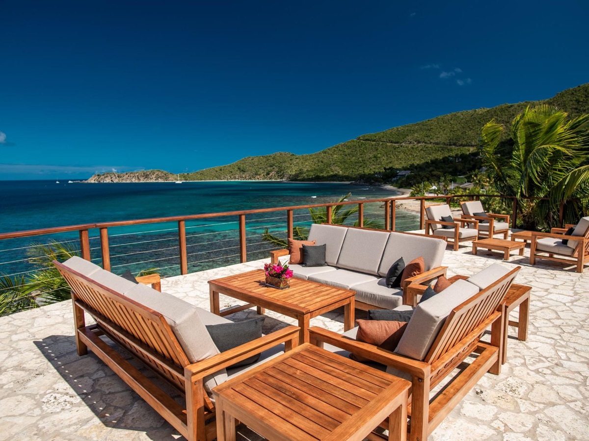 Deck area with sea views at Baraka Point