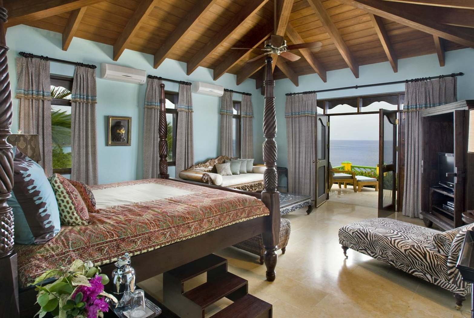 Light blue double bedroom of Golden Pavillion, British Virgin Islands