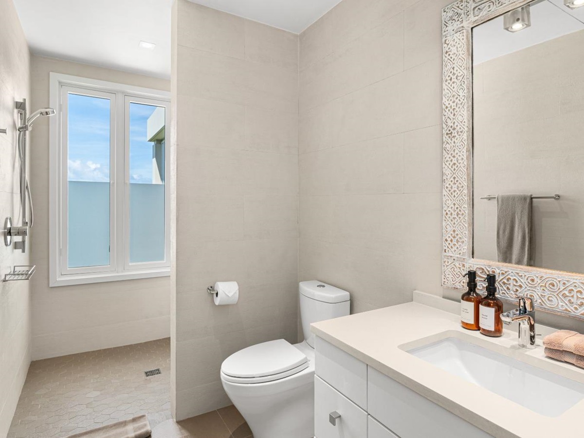 Bathroom at Nora Hazel House in the British Virgin Islands, Caribbean