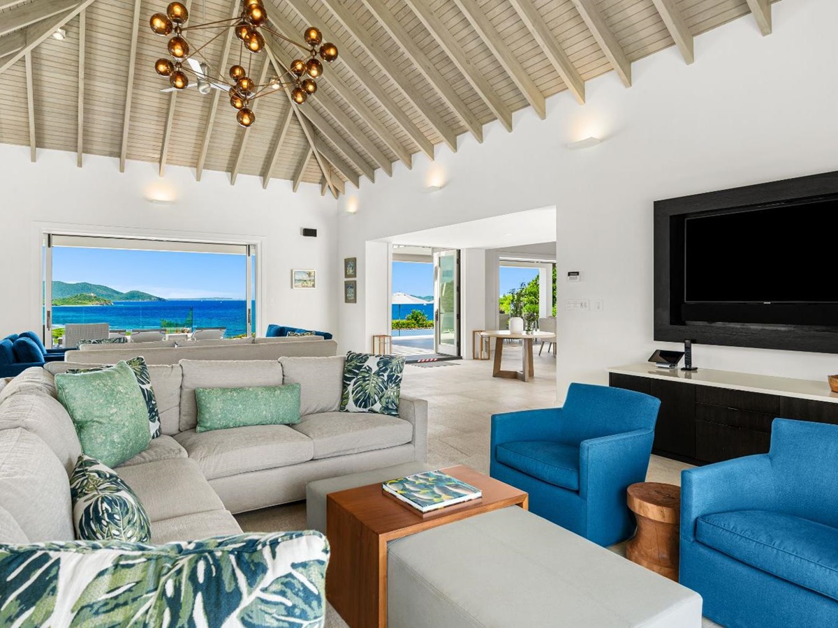 TV room at Nora Hazel House in the British Virgin Islands, Caribbean