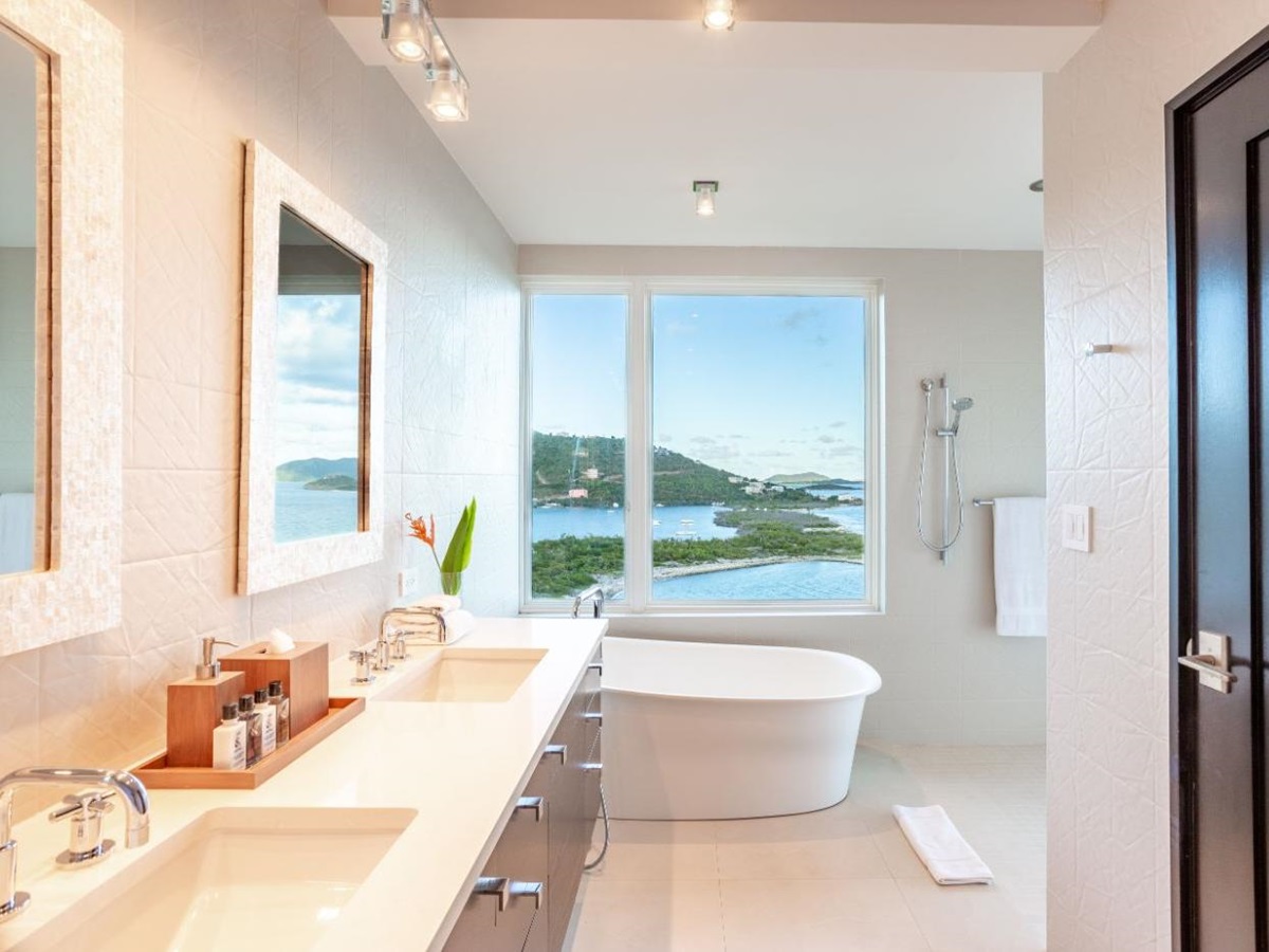 Bathroom 1 at Osprey House in the British Virgin Islands