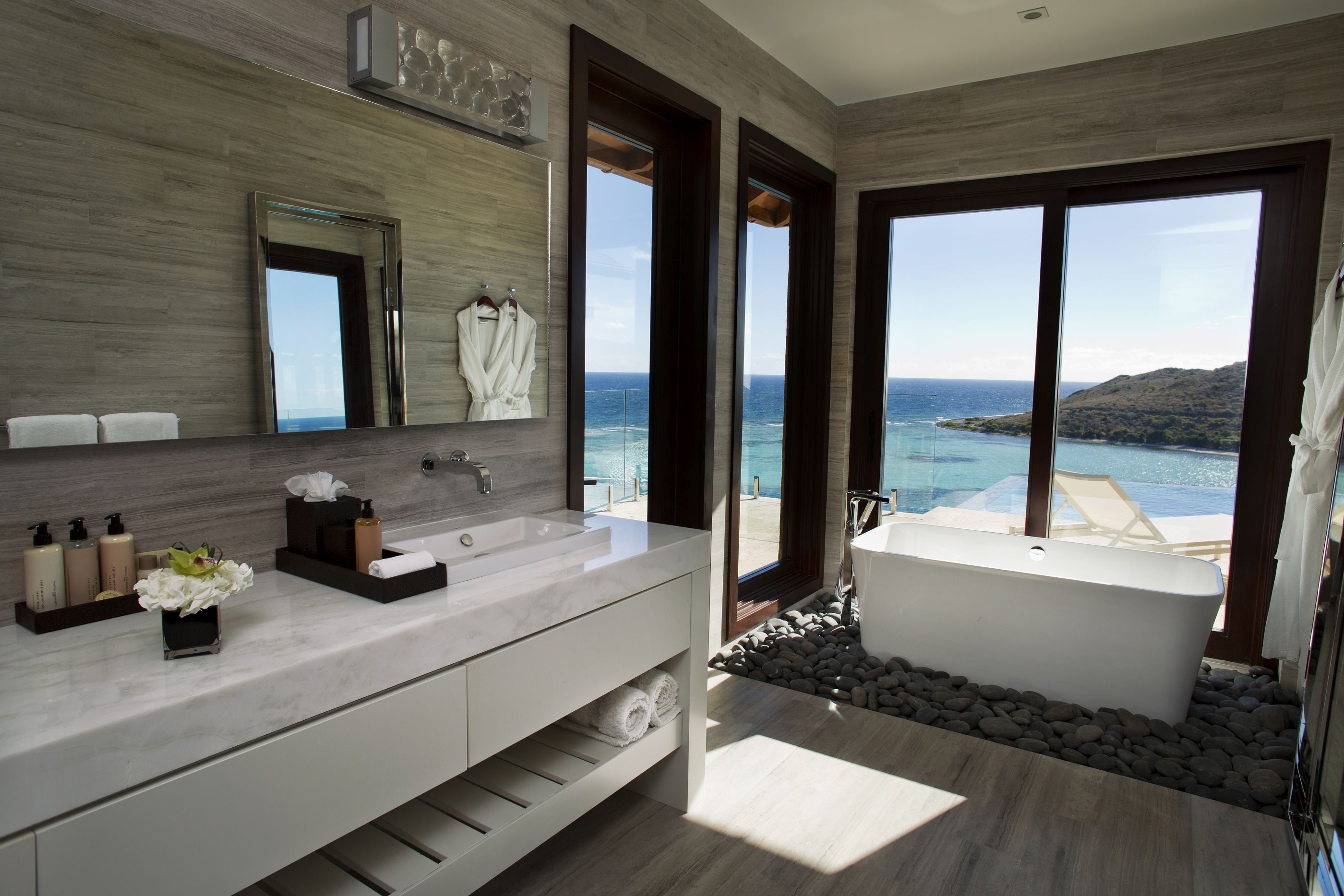 Bathroom and tub of Water's Edge Villa, British Virgin Islands