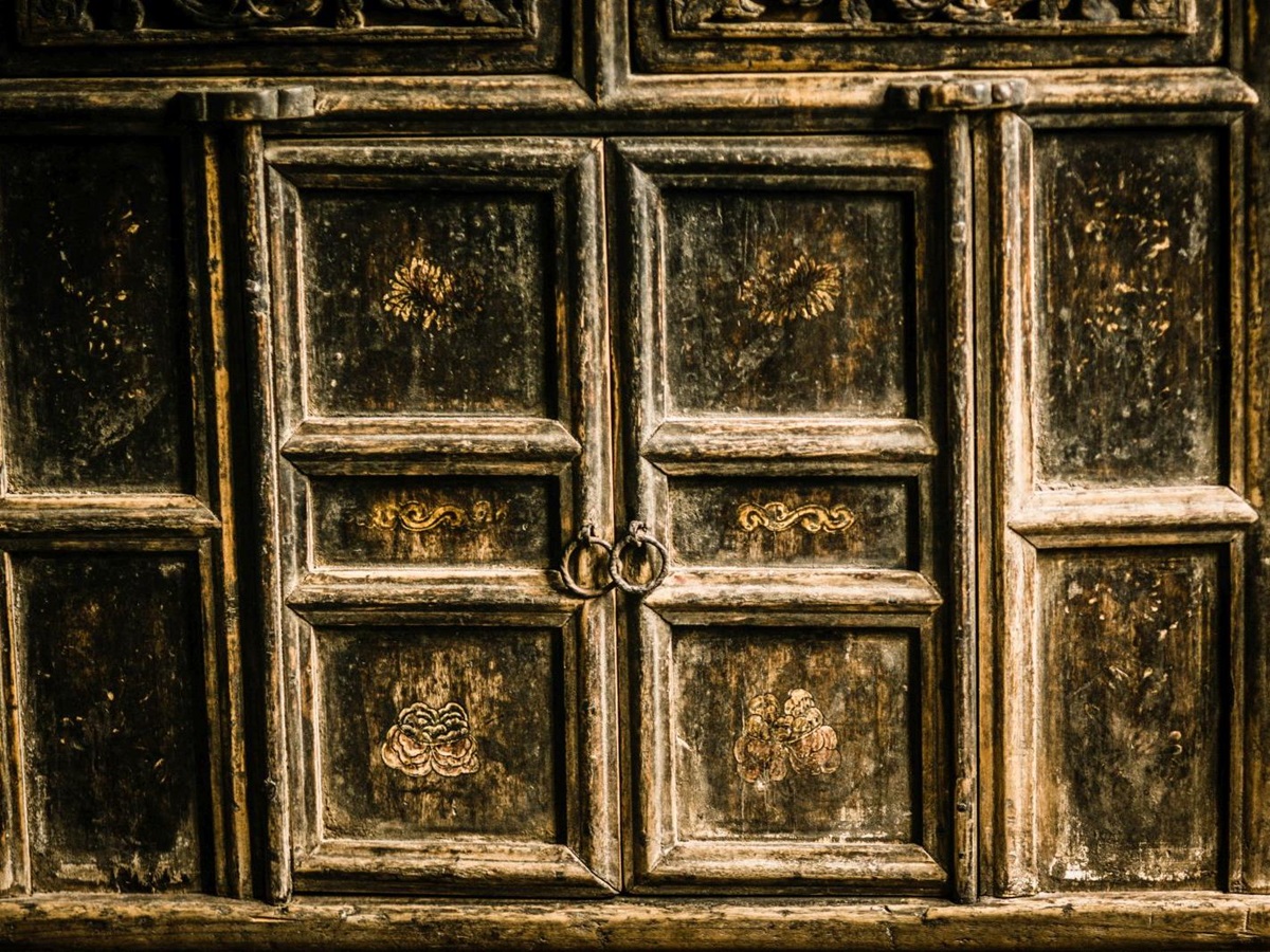 Traditional wood detail at Phum Baitang villas in Cambodia