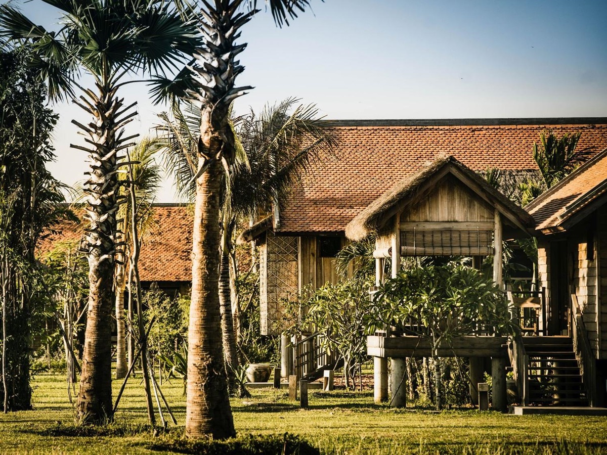 Gardens surrounding Phum Baitang hotel in Cambodia