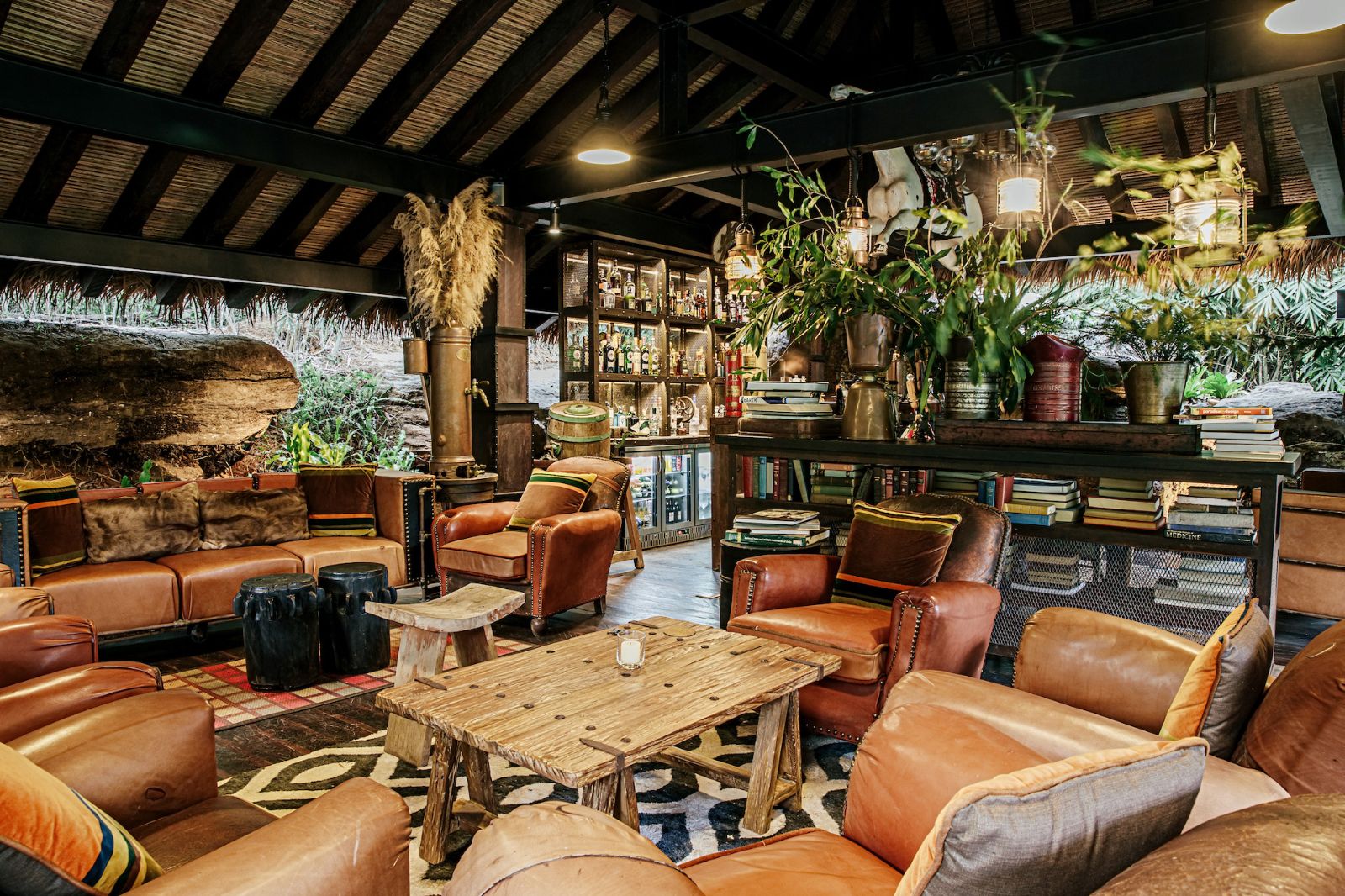 Communal lounge area at Luxury resort Shinta Mani Wild 