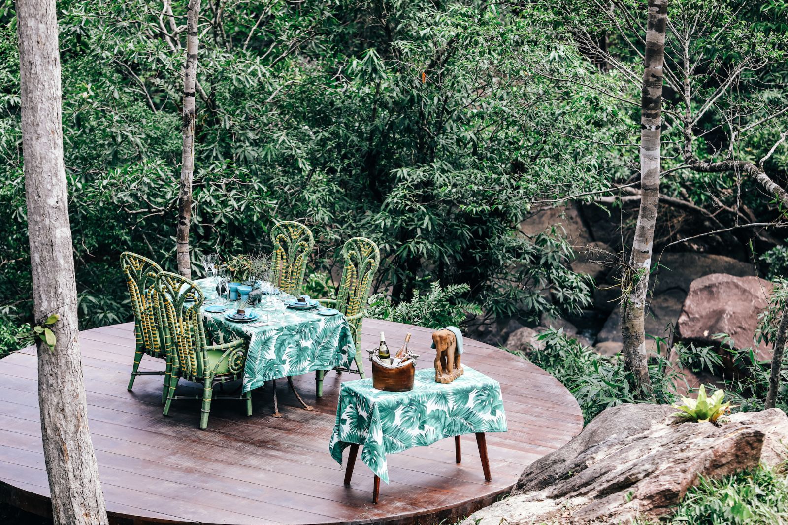Private outdoor dining experience at Luxury resort Shinta Mani Wild 
