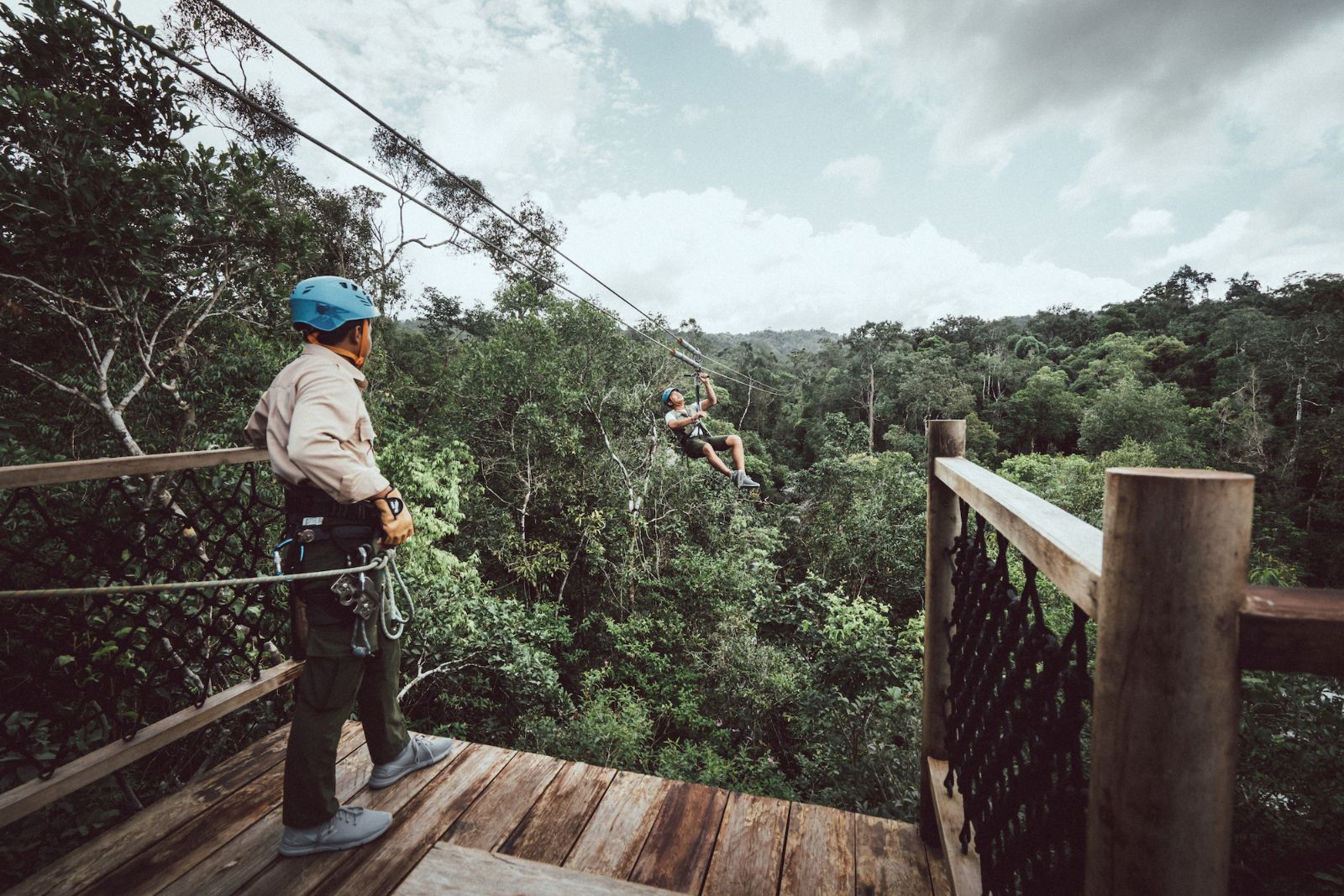 Zipline at Luxury resort Shinta Mani Wild 