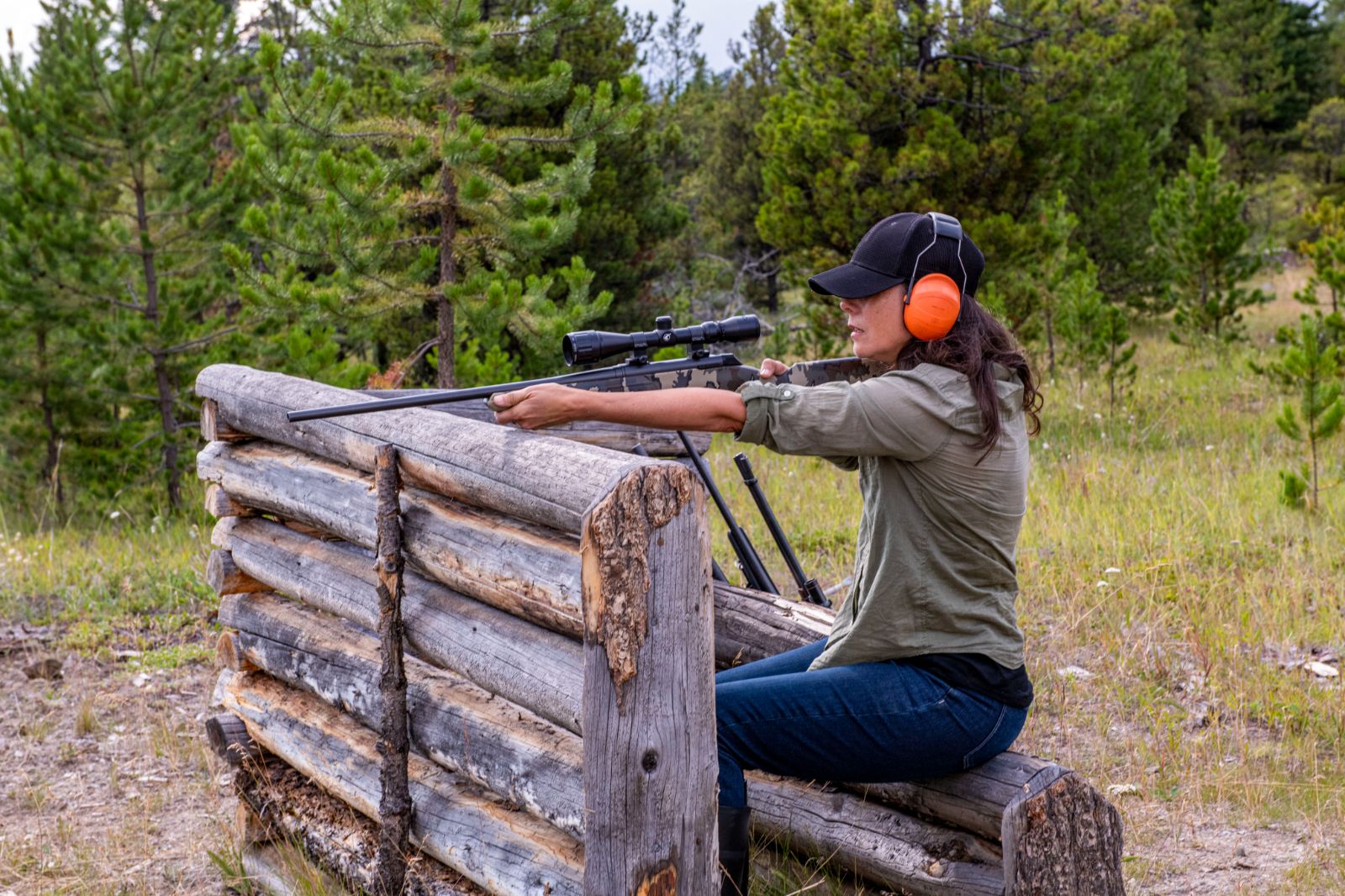 Target shooting at luxury ranch Echo Valley 