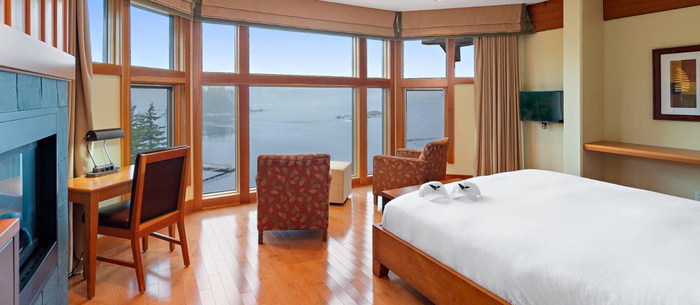Diamond Ocean guest suite at Sonora Resort in Canada's British Columbia
