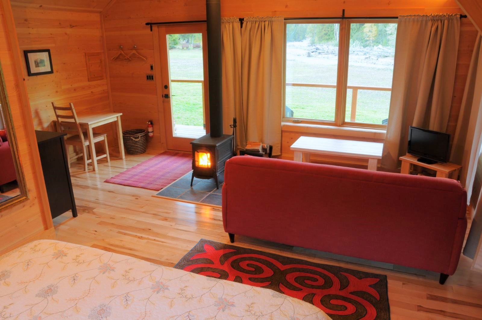Lounge in a guest cabin at Wild Bear Lodge in British Columbia