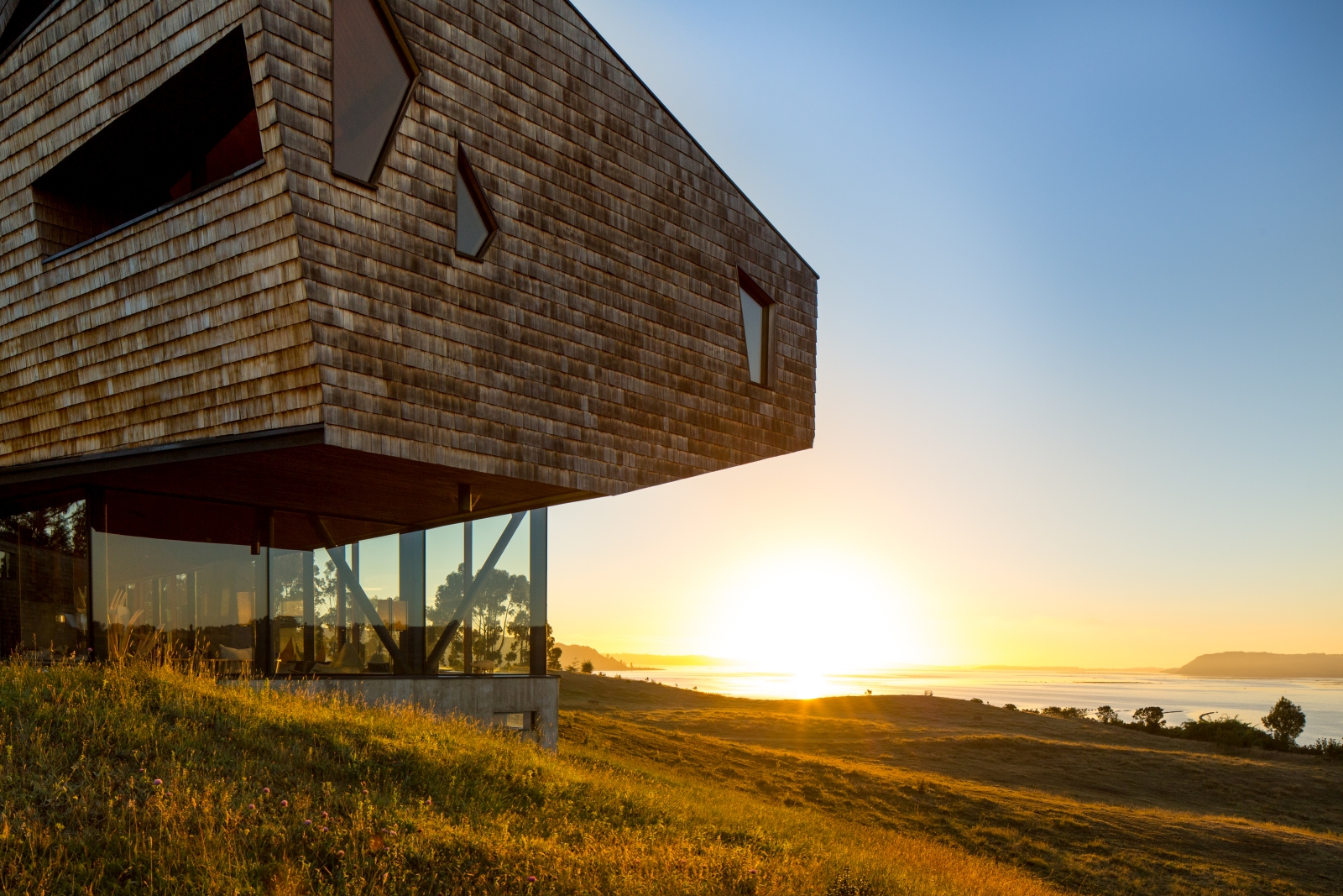 Exterior of Tierra Chiloe at sunset