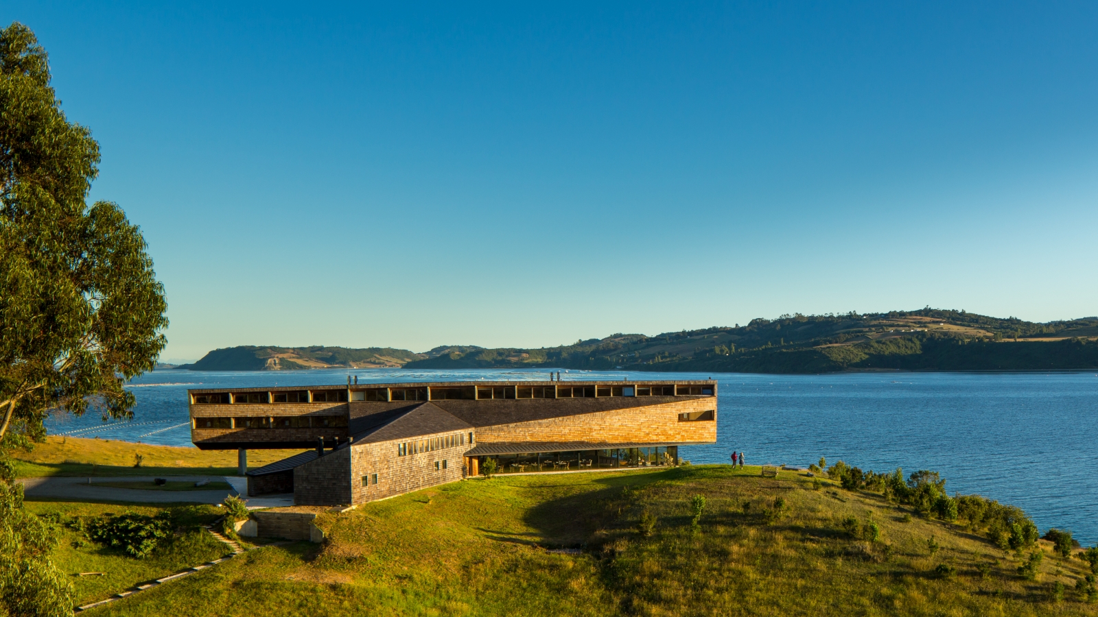 View over Tierra Chiloe and the lake