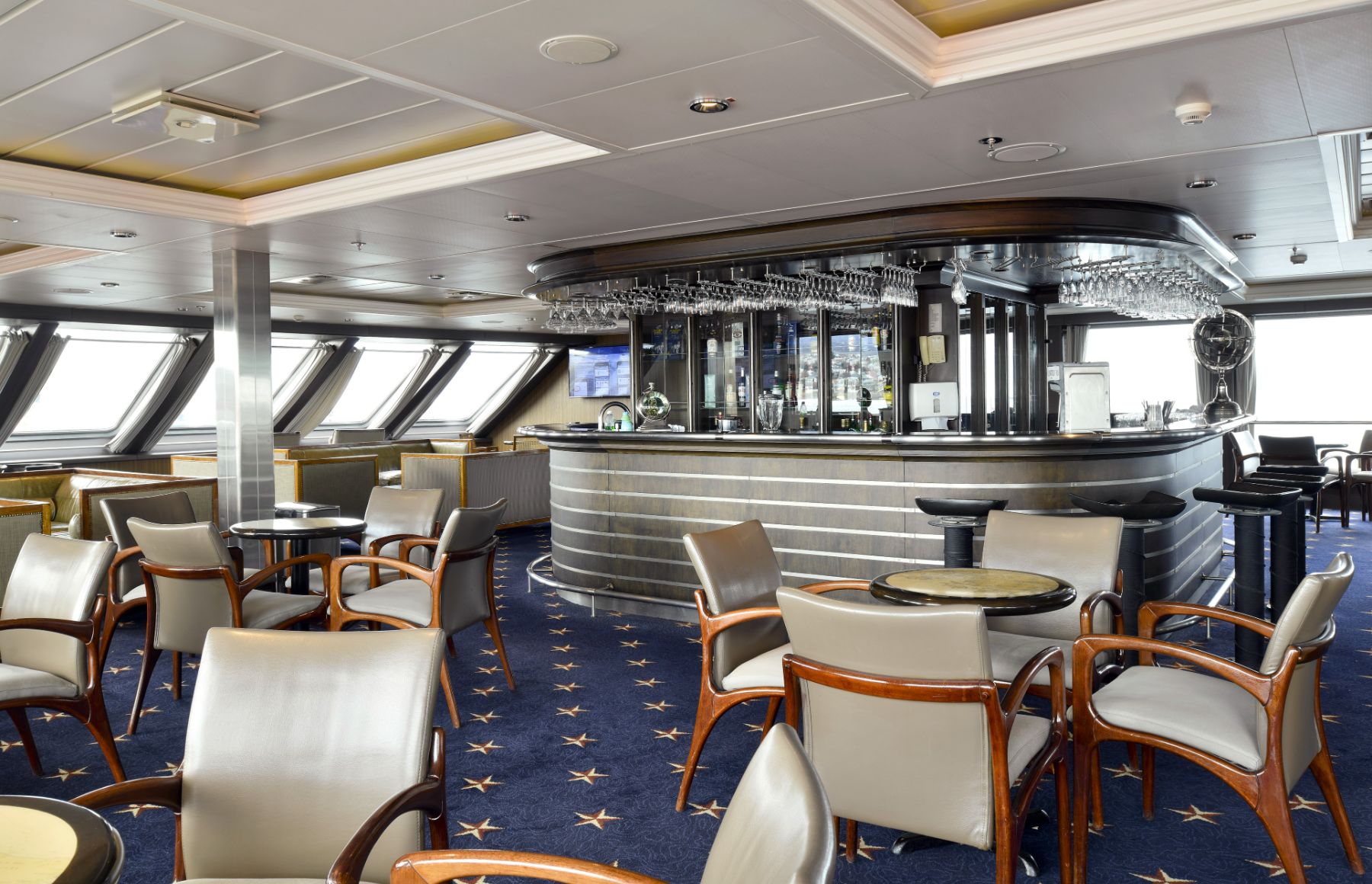 Lounge and bar onboard the Stella Australis Patagonia cruise