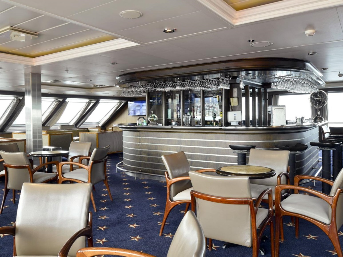 Lounge and bar onboard the Stella Australis Patagonia cruise