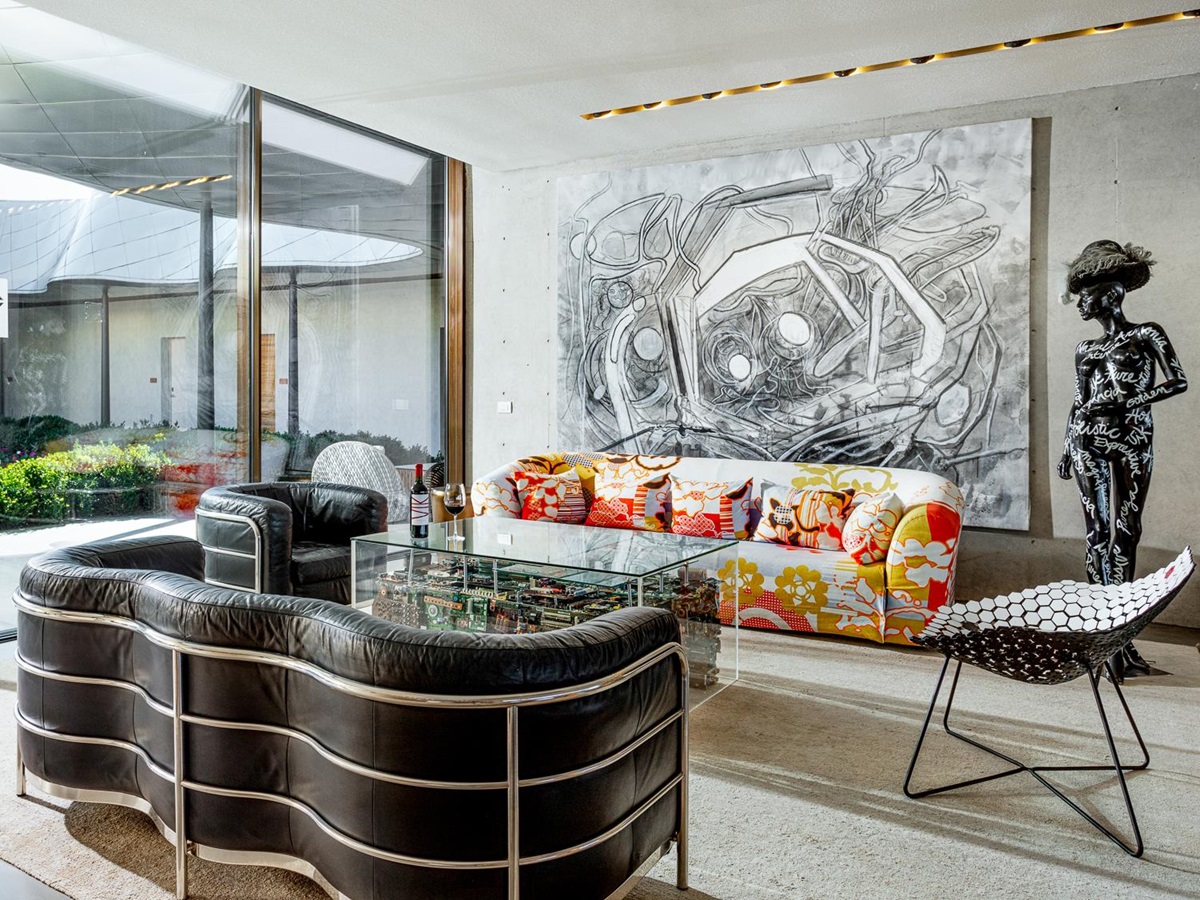 Editar Suite lounge at Hotel VIK in Chile