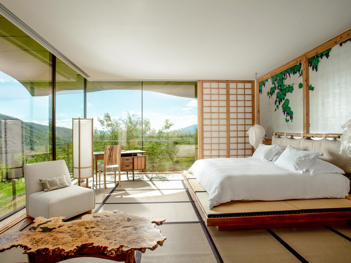 Shogun Suite bedroom at Hotel VIK in Chile
