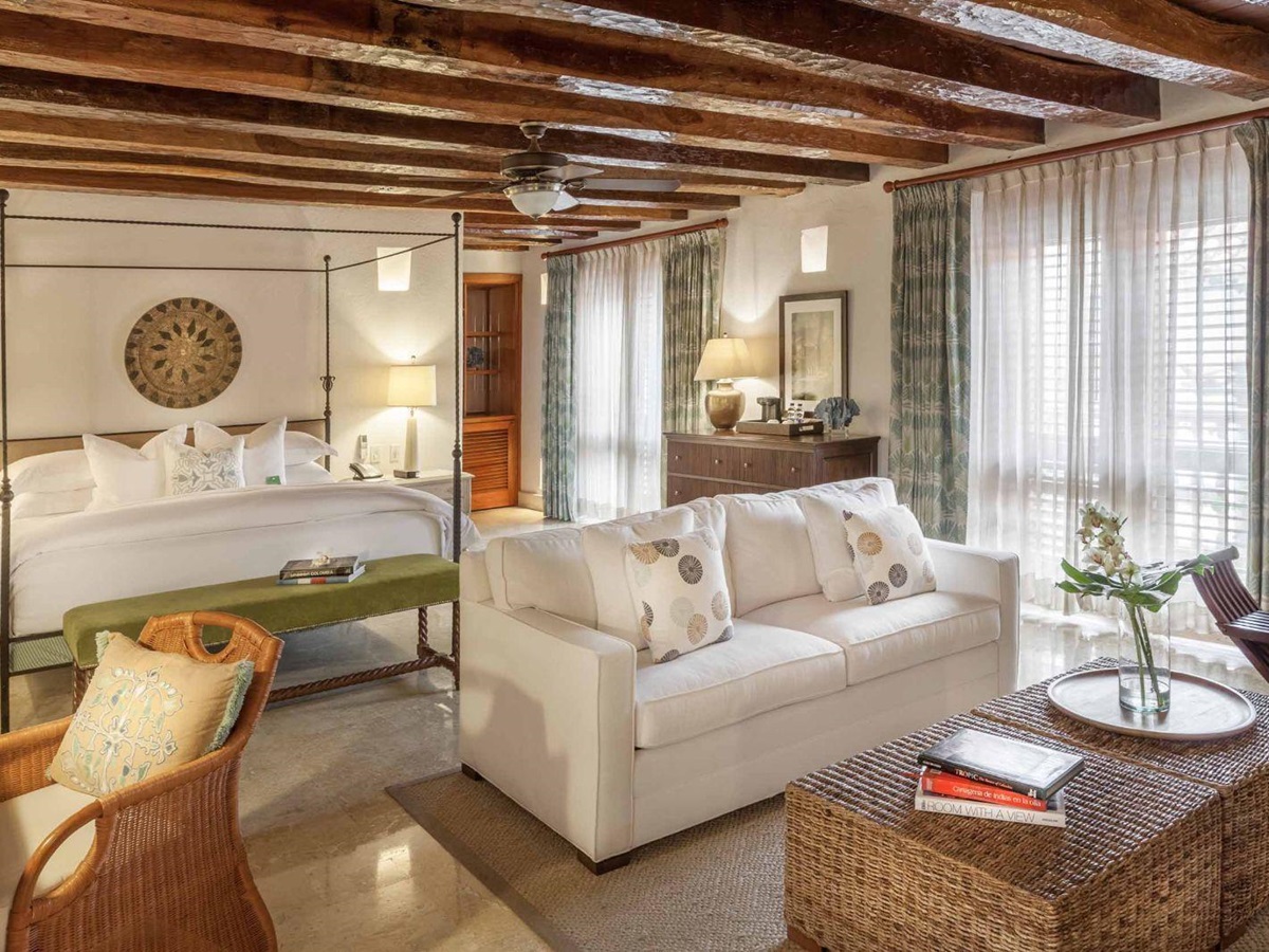 Junior guest suite at Casa San Agustin in Cartagena, Colombia