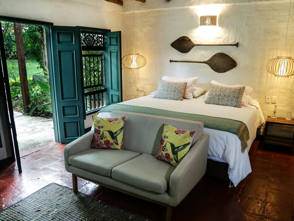 Alcaravan guest suite at Hacienda Bambusa in Colombia's coffee region