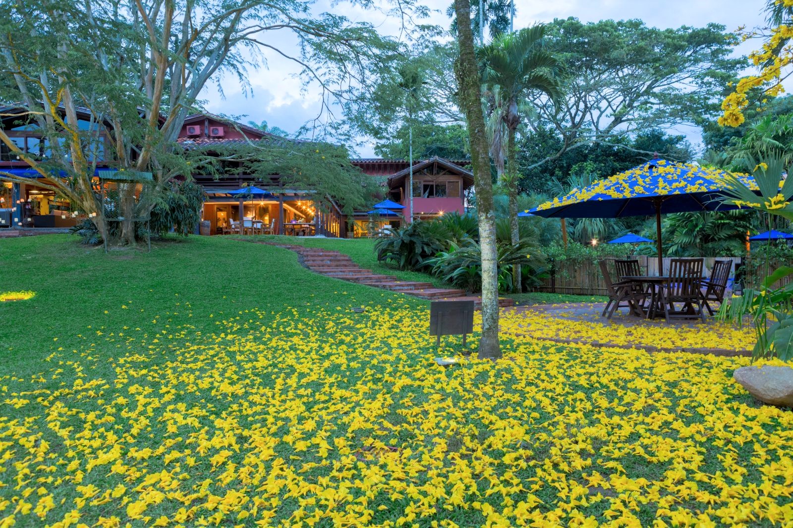 Gardens and grounds of Hotel Boutique Sazagua in Colombia's coffee region