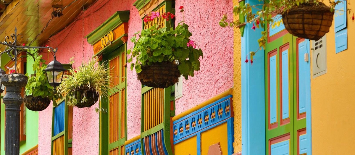 Colourful houses in Cartagena