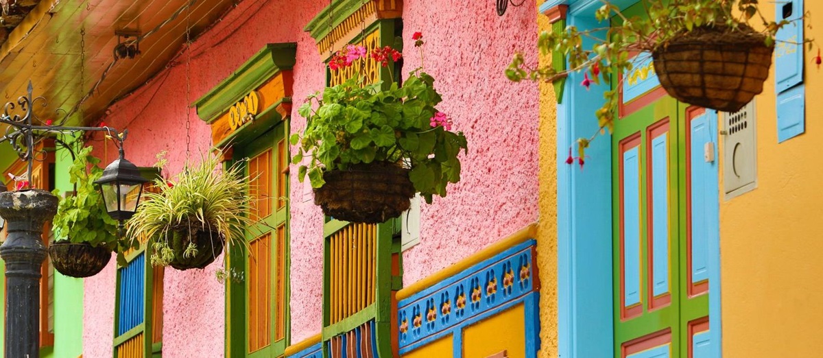Colourful houses in Cartagena