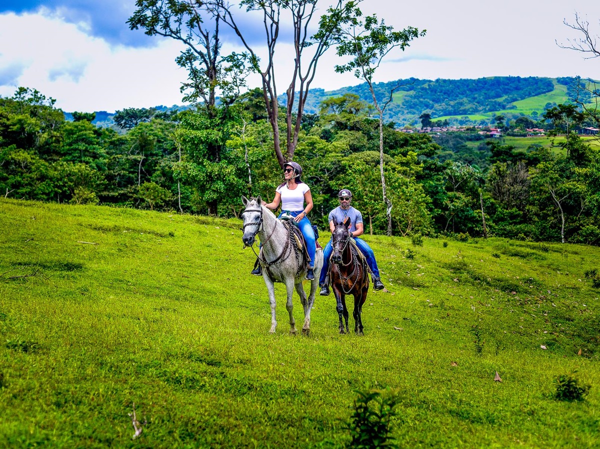 Riding the EL SIlencio Reserve from Amor Arenal in Costa Rica