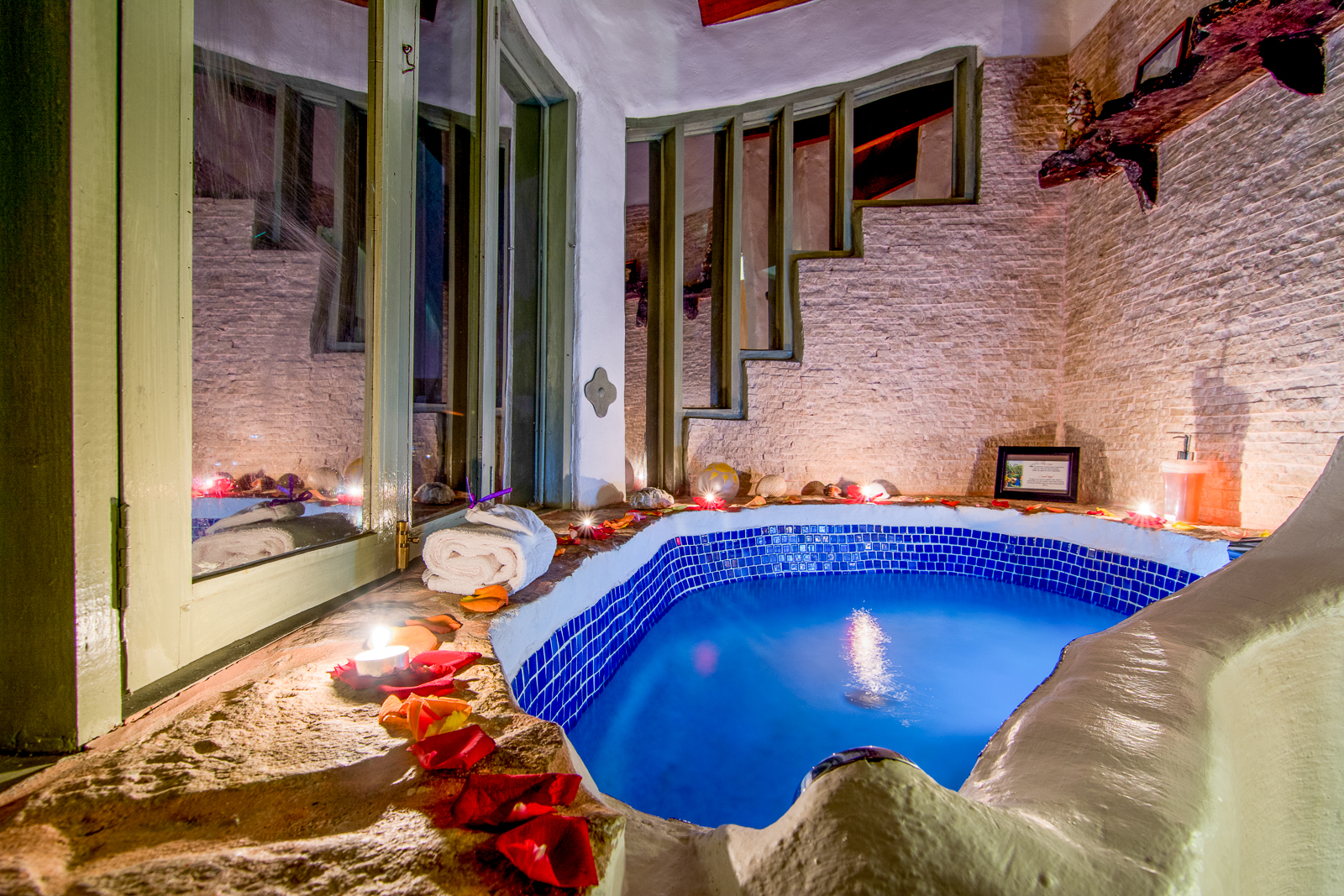 Guest bathtub at Finca Rosa Blanca in Costa Rica