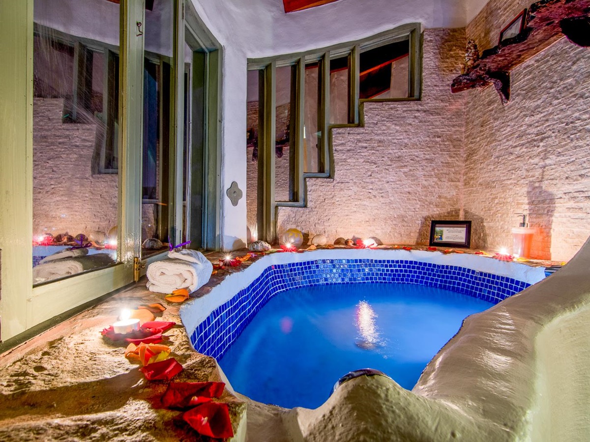 Guest bathtub at Finca Rosa Blanca in Costa Rica