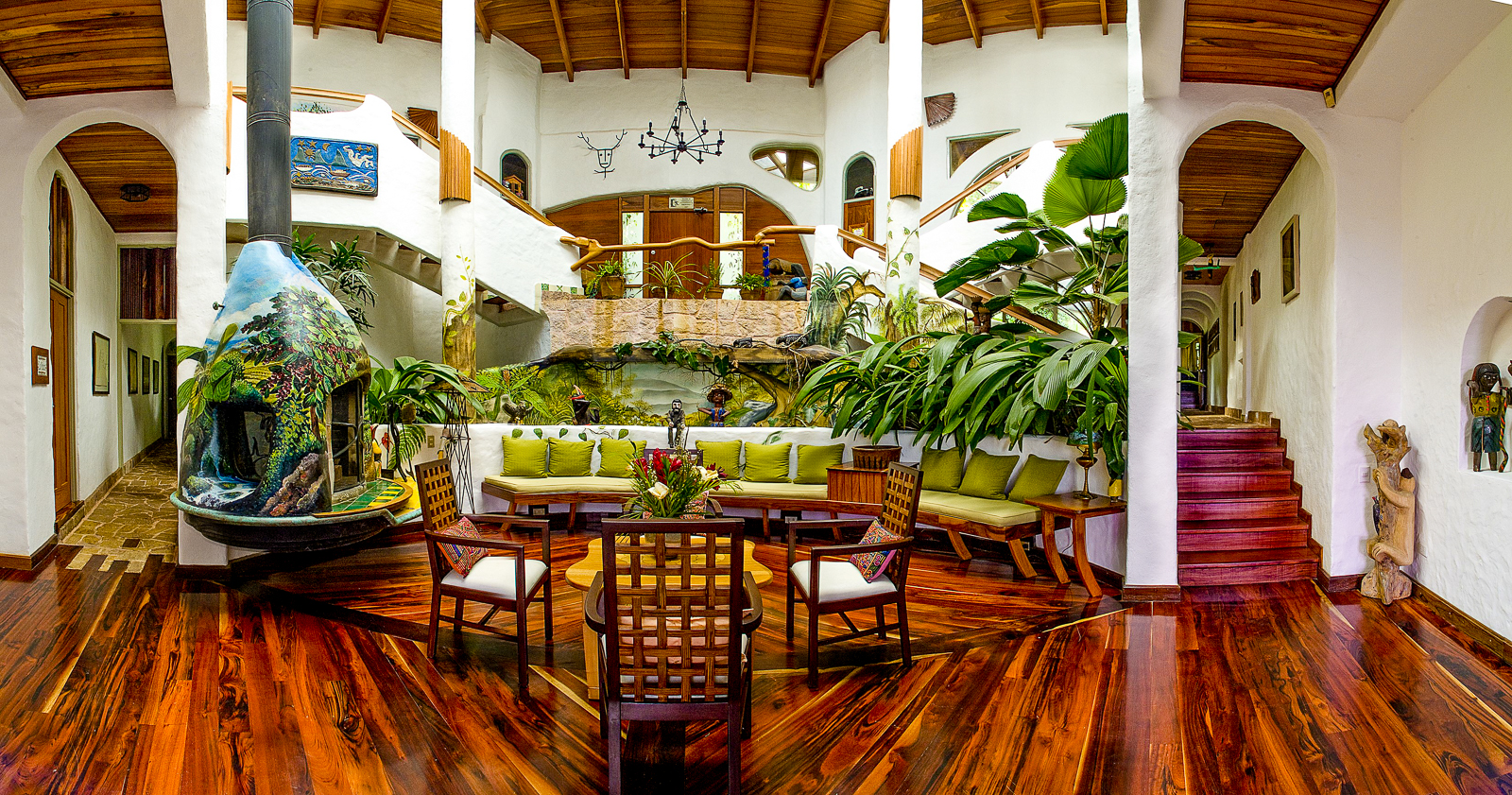 Panoramic view of the communal living area at Finca Rosa Blanca