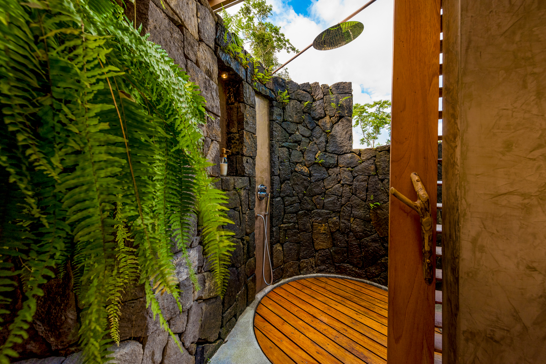 Outdoor shower at ORIGINS Lodge in Costa Rica