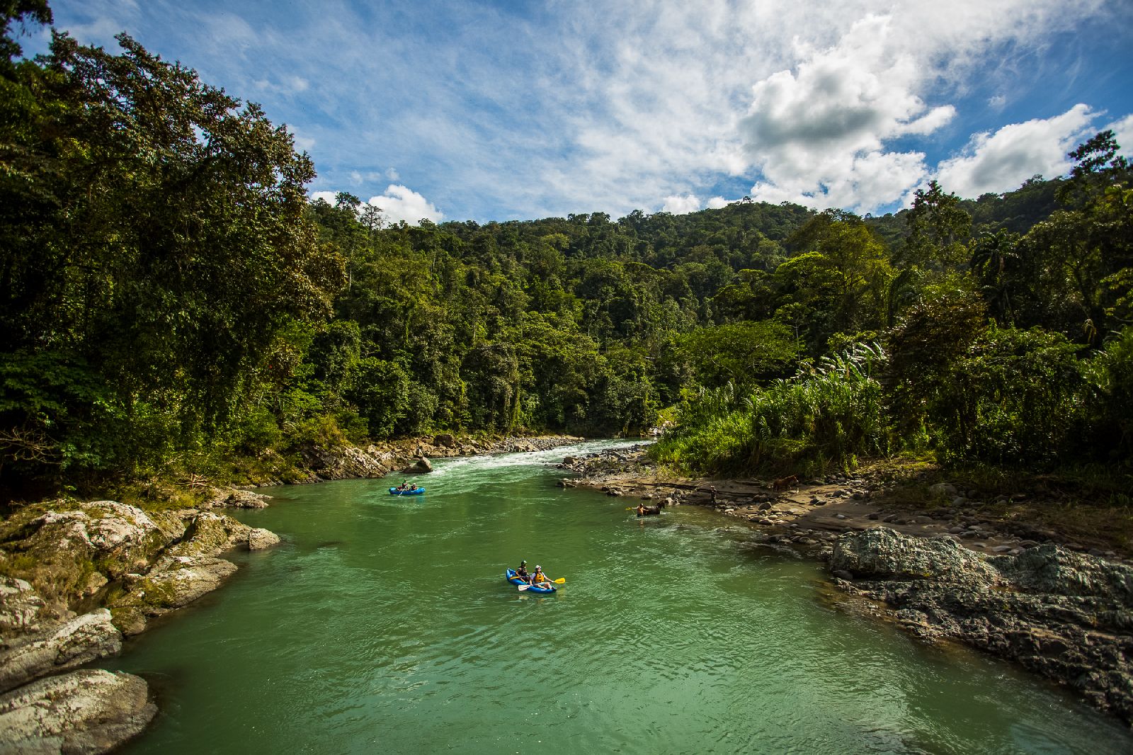 Kayaking in the pristine surroundings of Pacuare Lodge Costa Rica