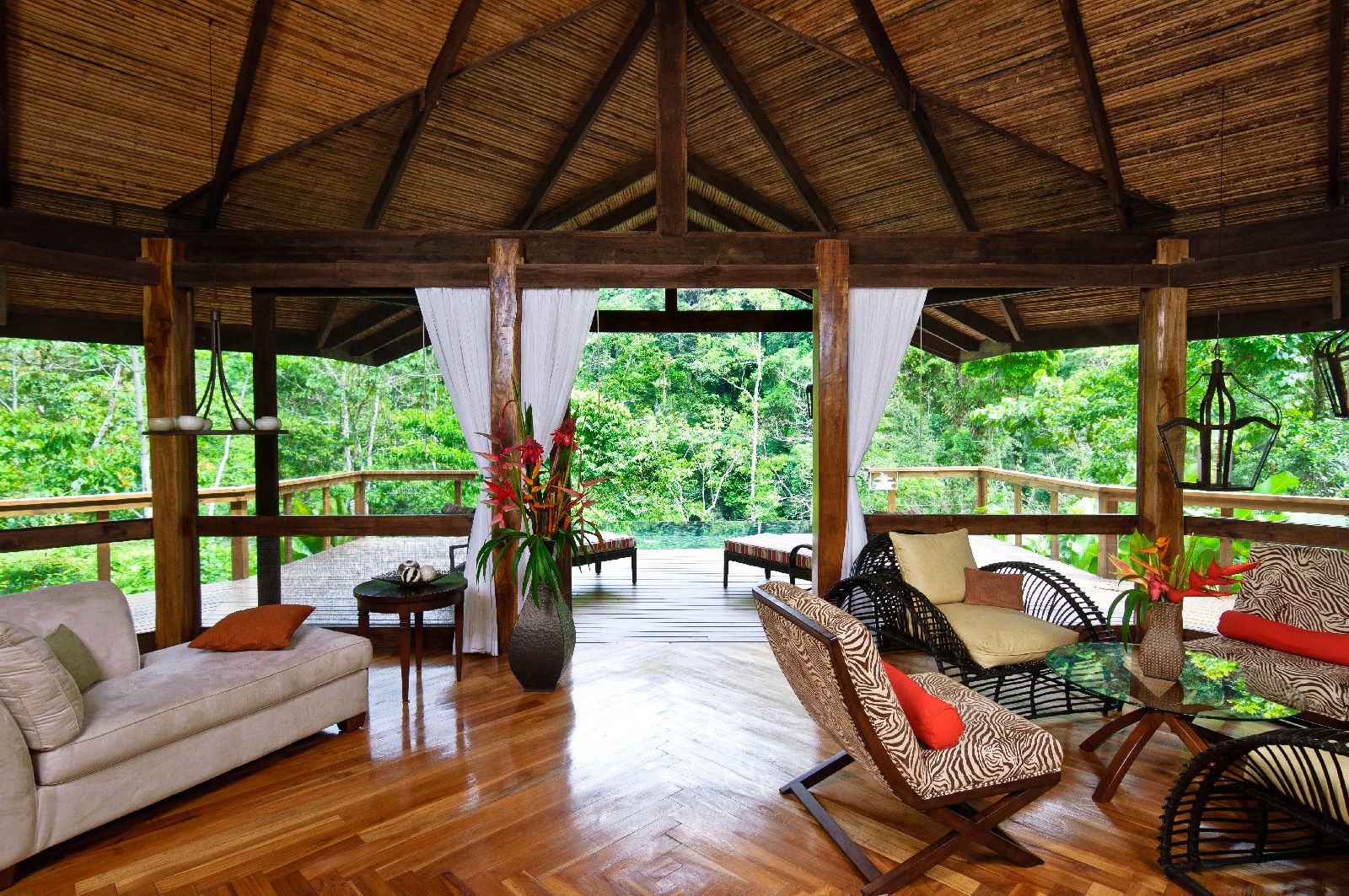 A Linda Vista Suite at Pacuare Lodge Costa Rica