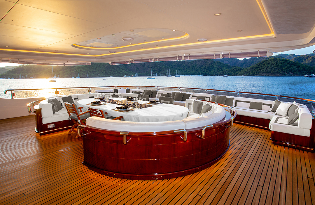 Al fresco lounge and dining are of the Aqua Mare superyacht in Galapagos