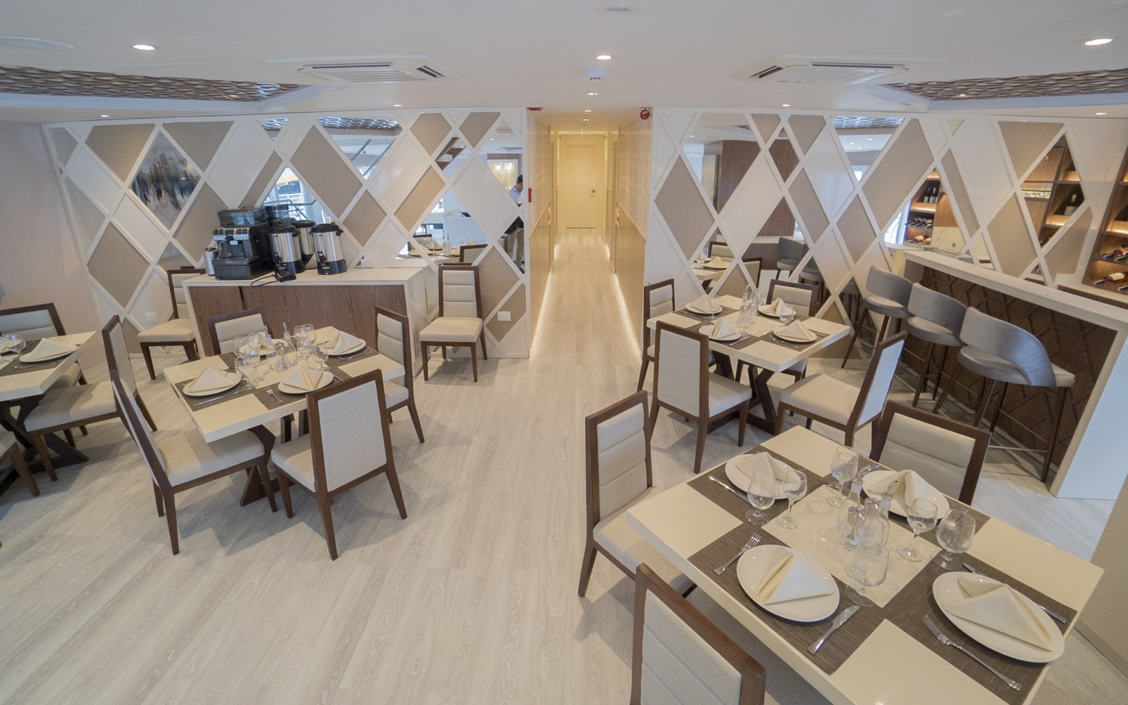 Dining on board Elite in Galapagos