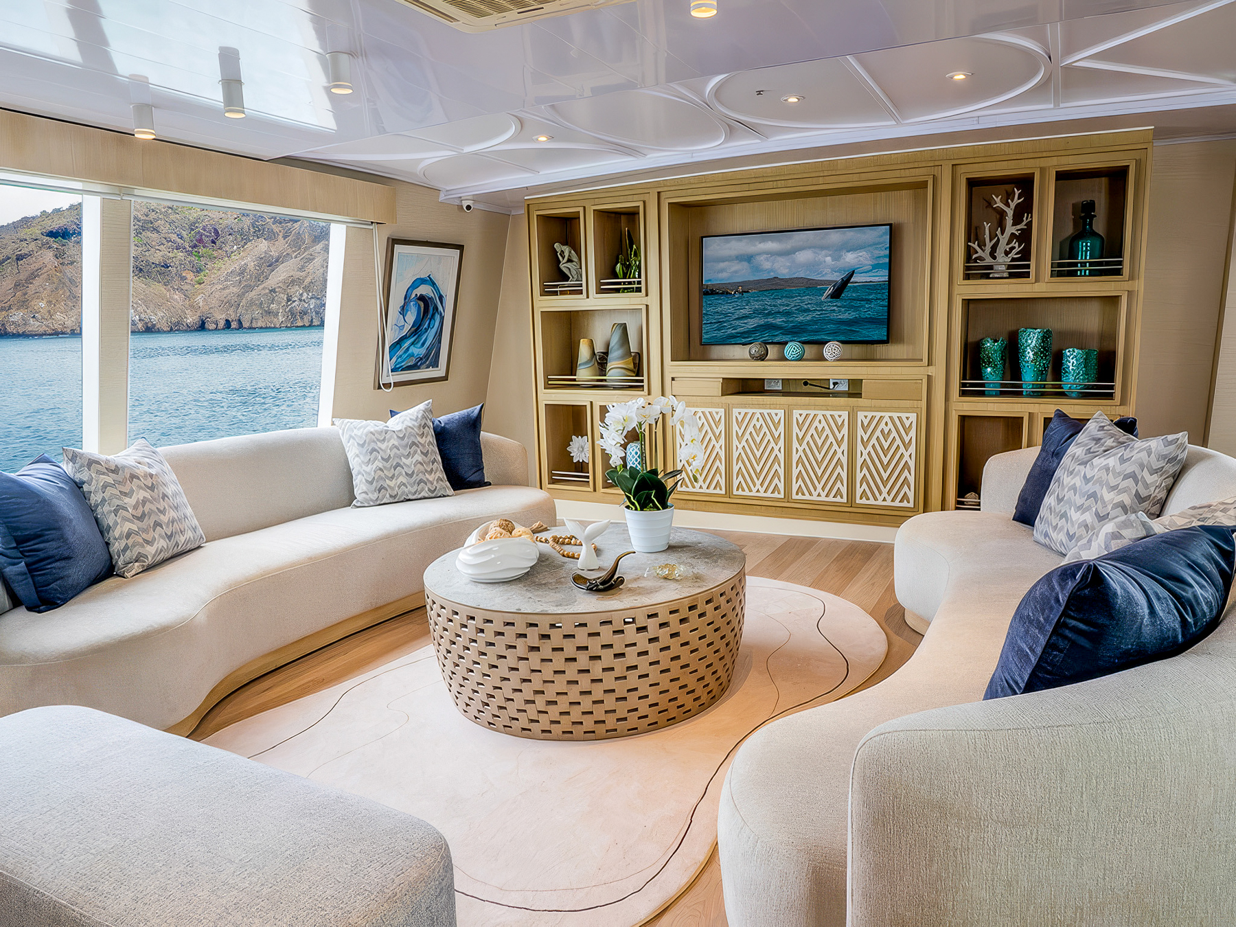 Lounge deck on Endemic luxury cruiser in the Galapagos