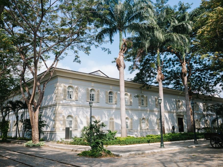Exterior at Hotel del Parque in Ecuador