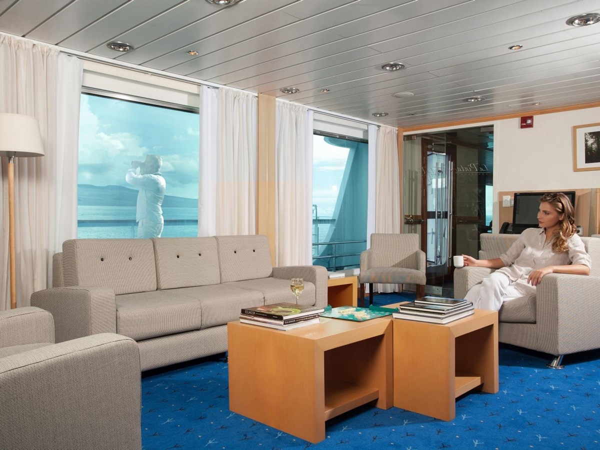Lounge onboard La Pinta in Galapagos