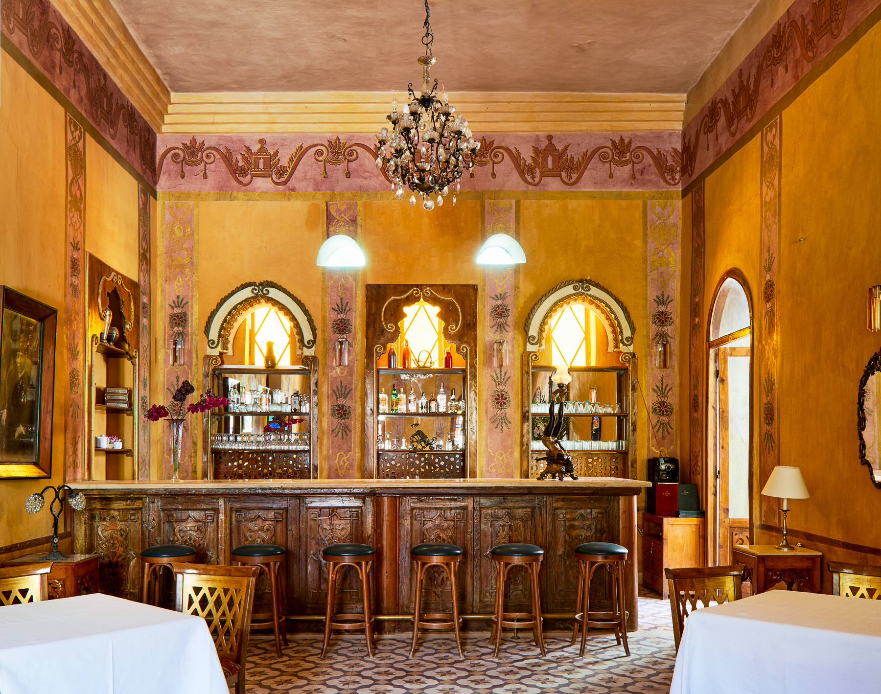 Bar at the Al Moudria hotel in Luxor