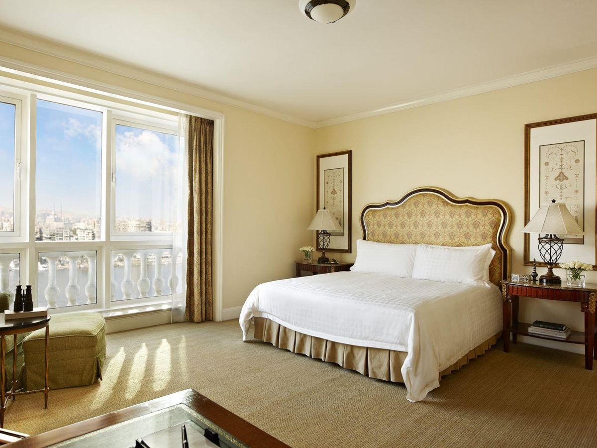 Suite with river view at Four Seasons Nile Plaza Cairo