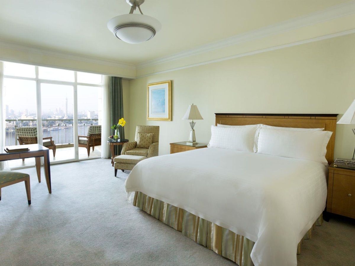 Suite at Four Seasons Nile Plaza in Cairo