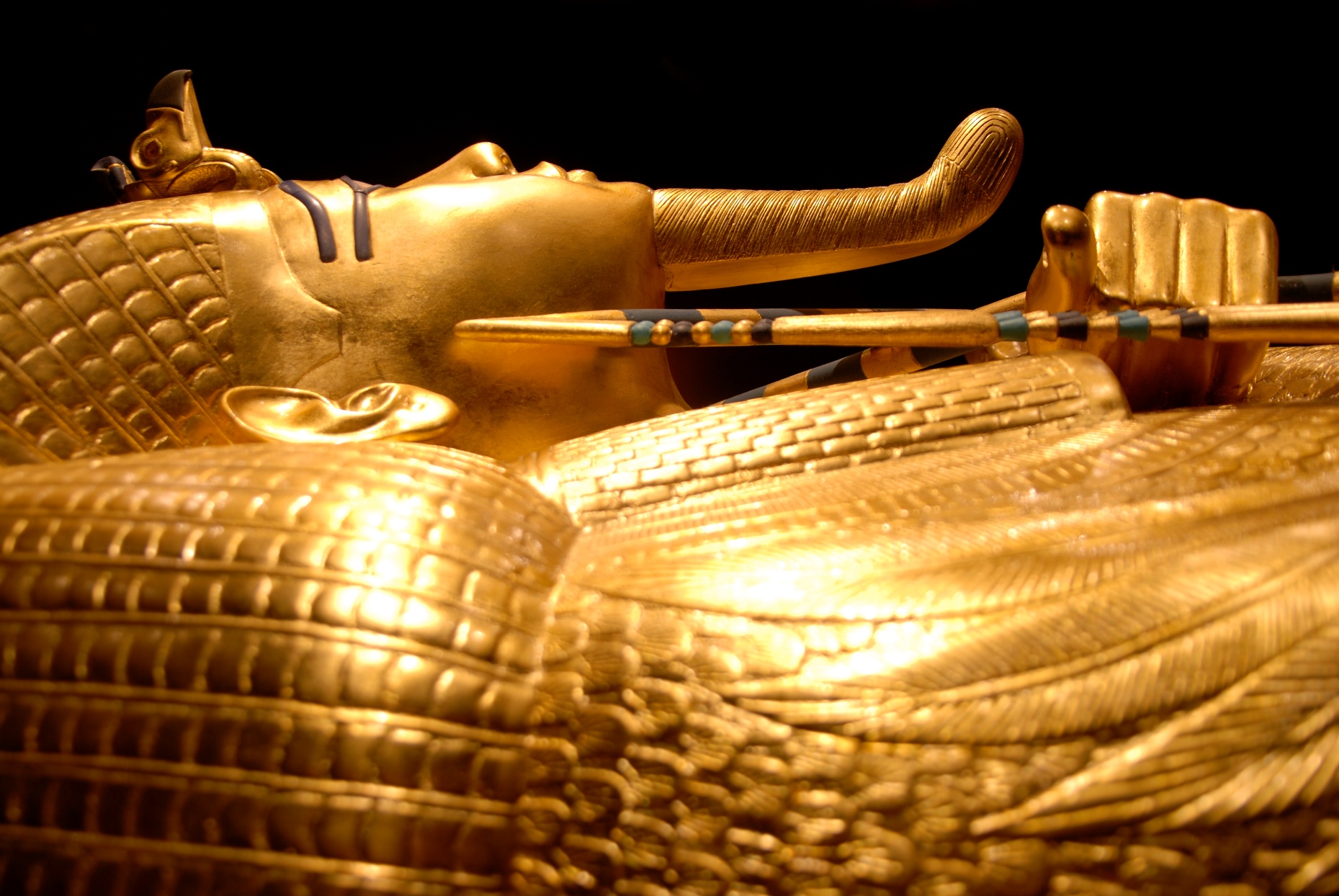 Golden mask of Tutankhamun