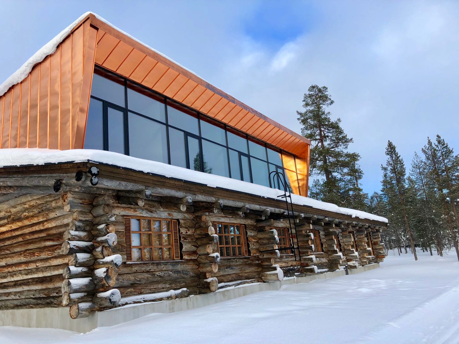 The facade of Javri Lodge in Finland