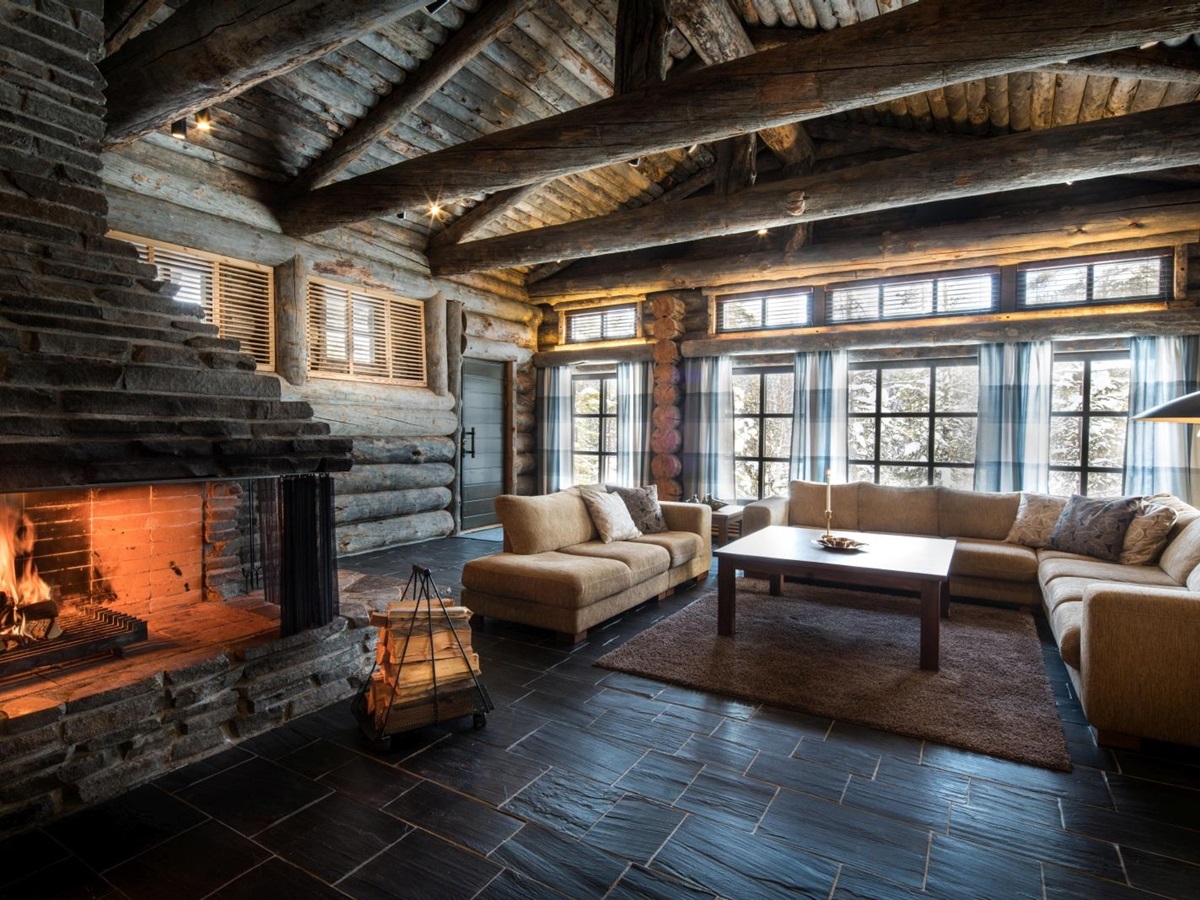 Lounge at L7 Luxury Lodge