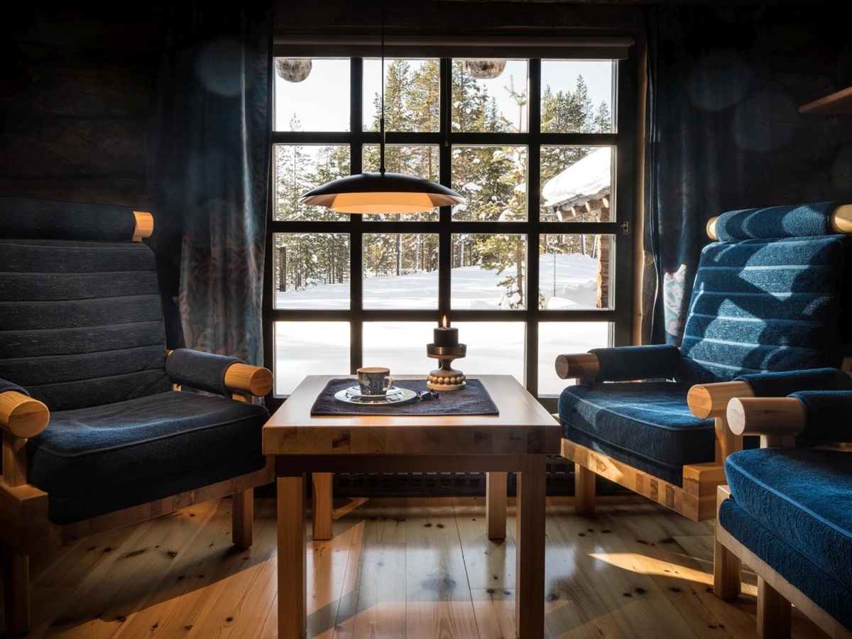Lounge at L7 Luxury Lodge