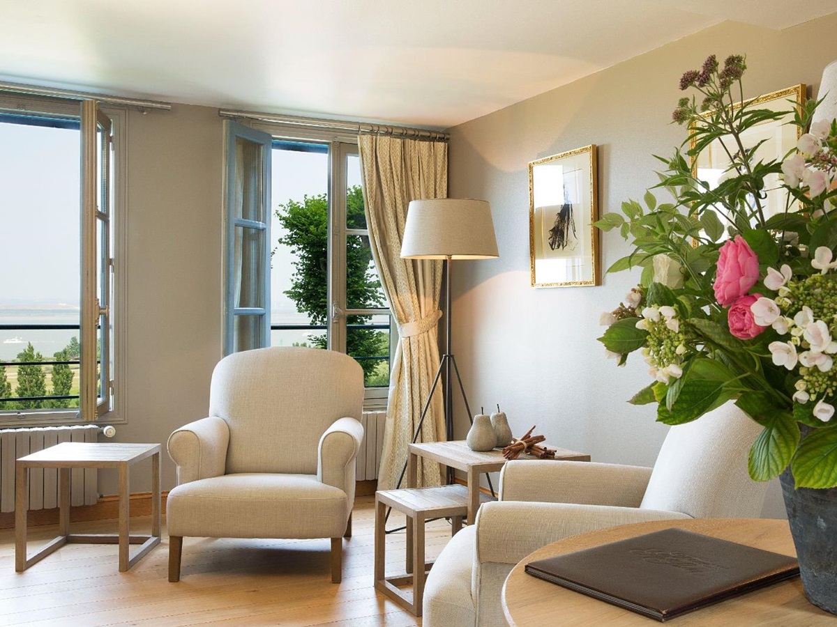 A junior suite at Ferme Saint Simeon in Normandy, France