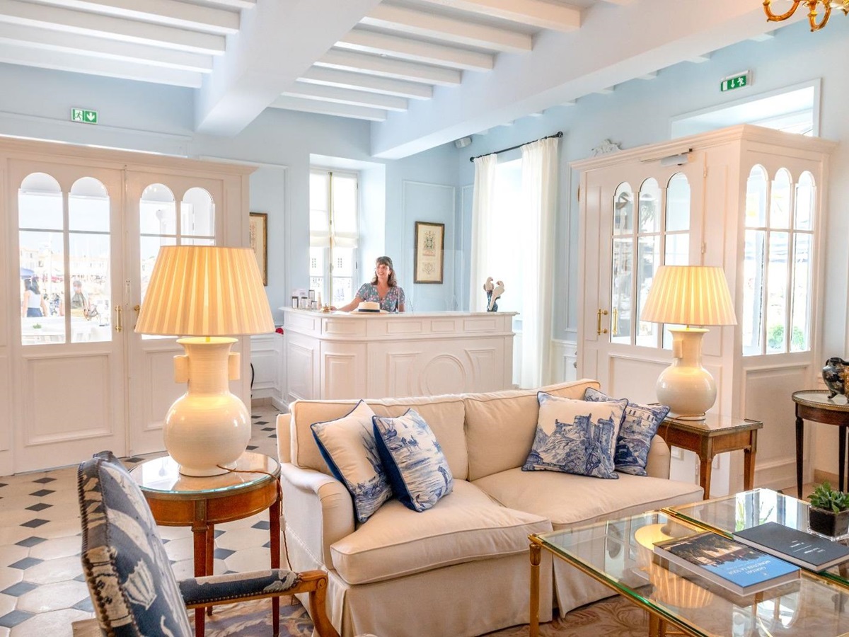 Bright and airy reception and lobby at luxury Hotel de Toiras in France