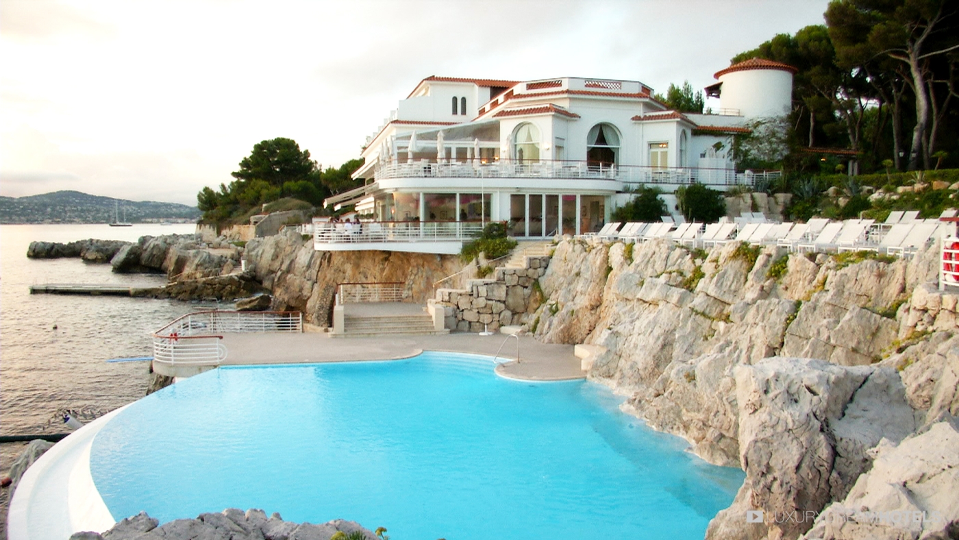 Pool with sea view at Hotel du Cap-Eden-Roc in France